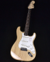 Heritage 70s Stratocaster Natural Fender made in Japan  2